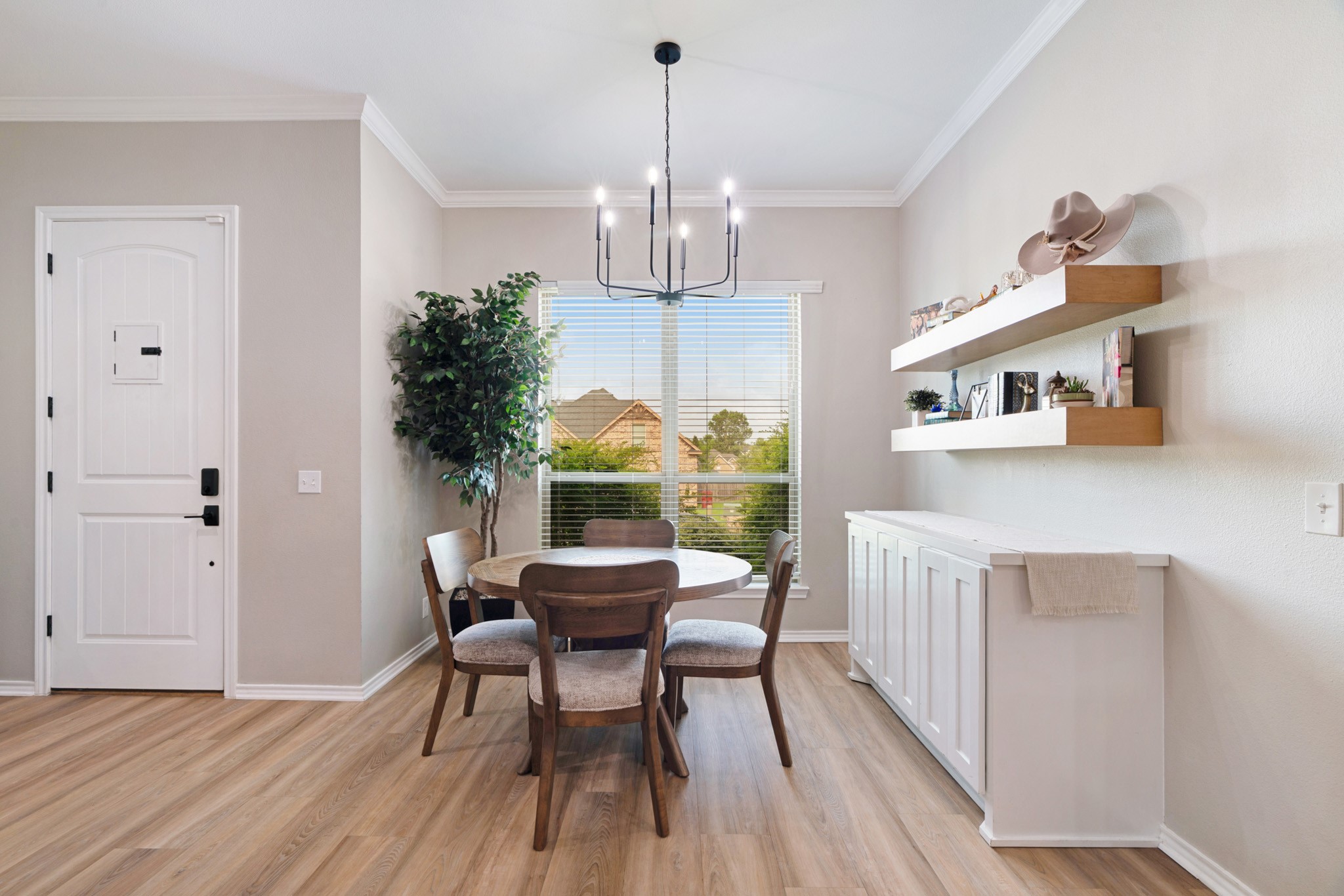 1045 Addison