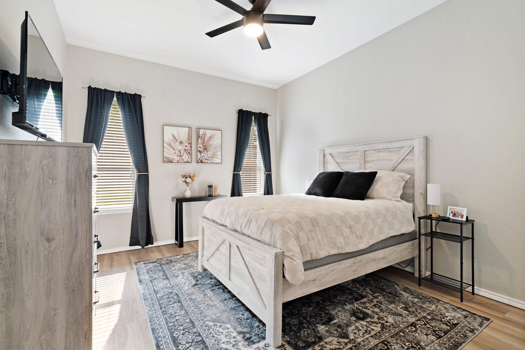1045 Addison