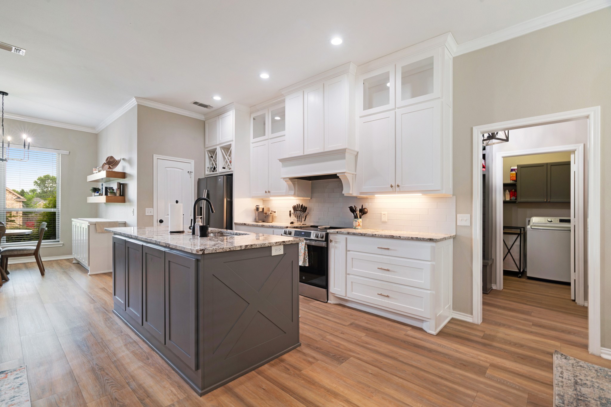 1045 Addison