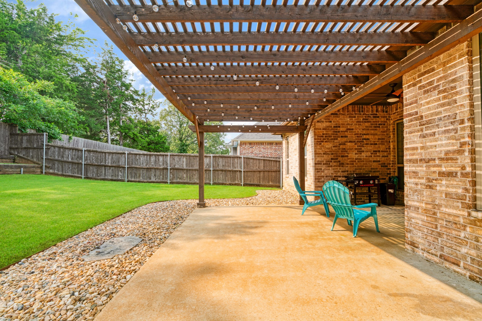 1045 Addison