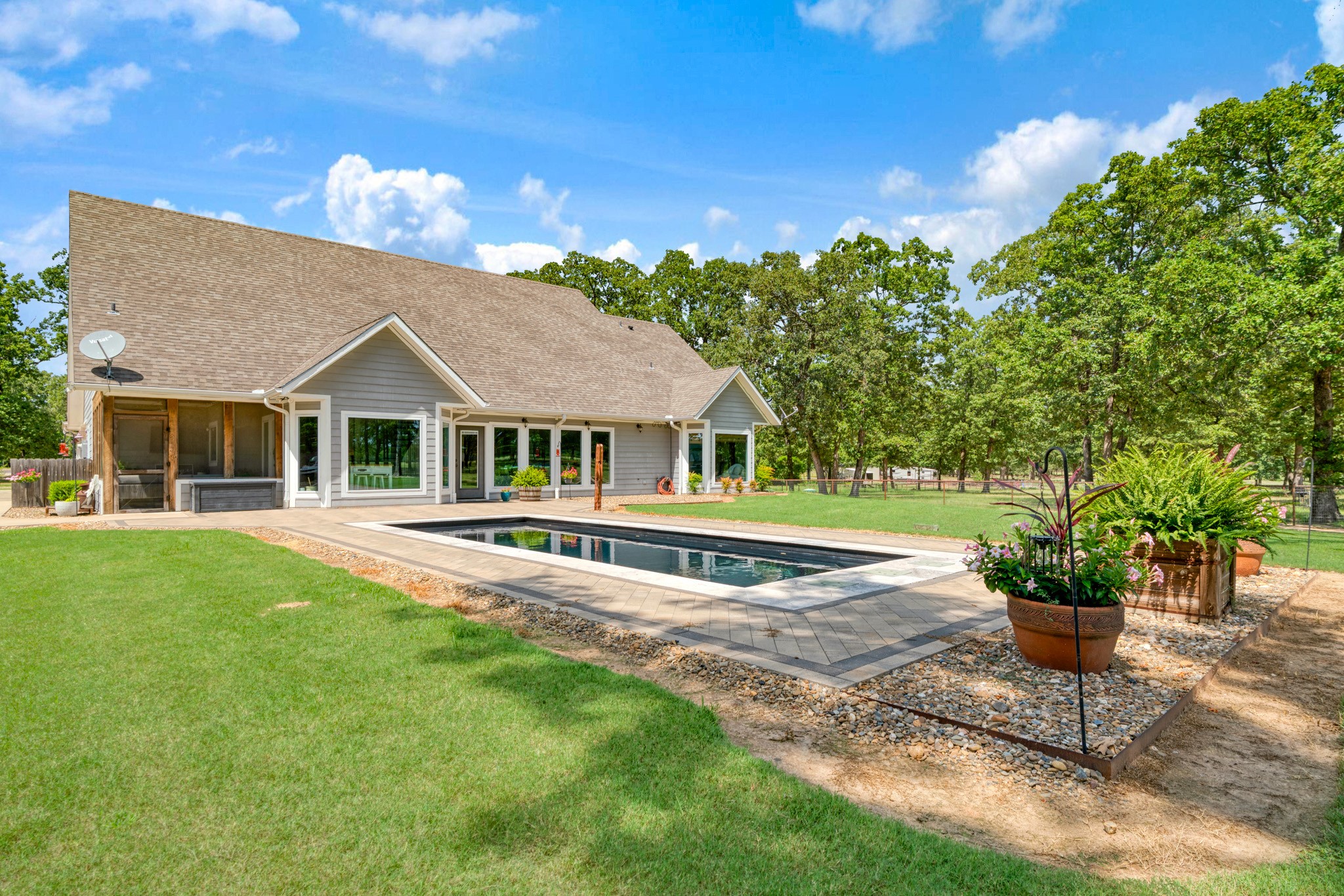 12234 Farm Road 195