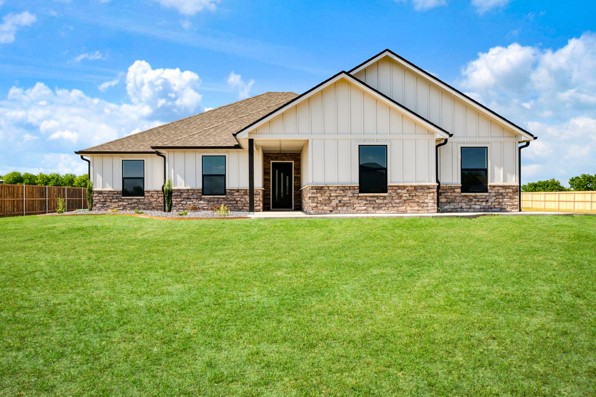 43 PRIVATE ROAD 33039