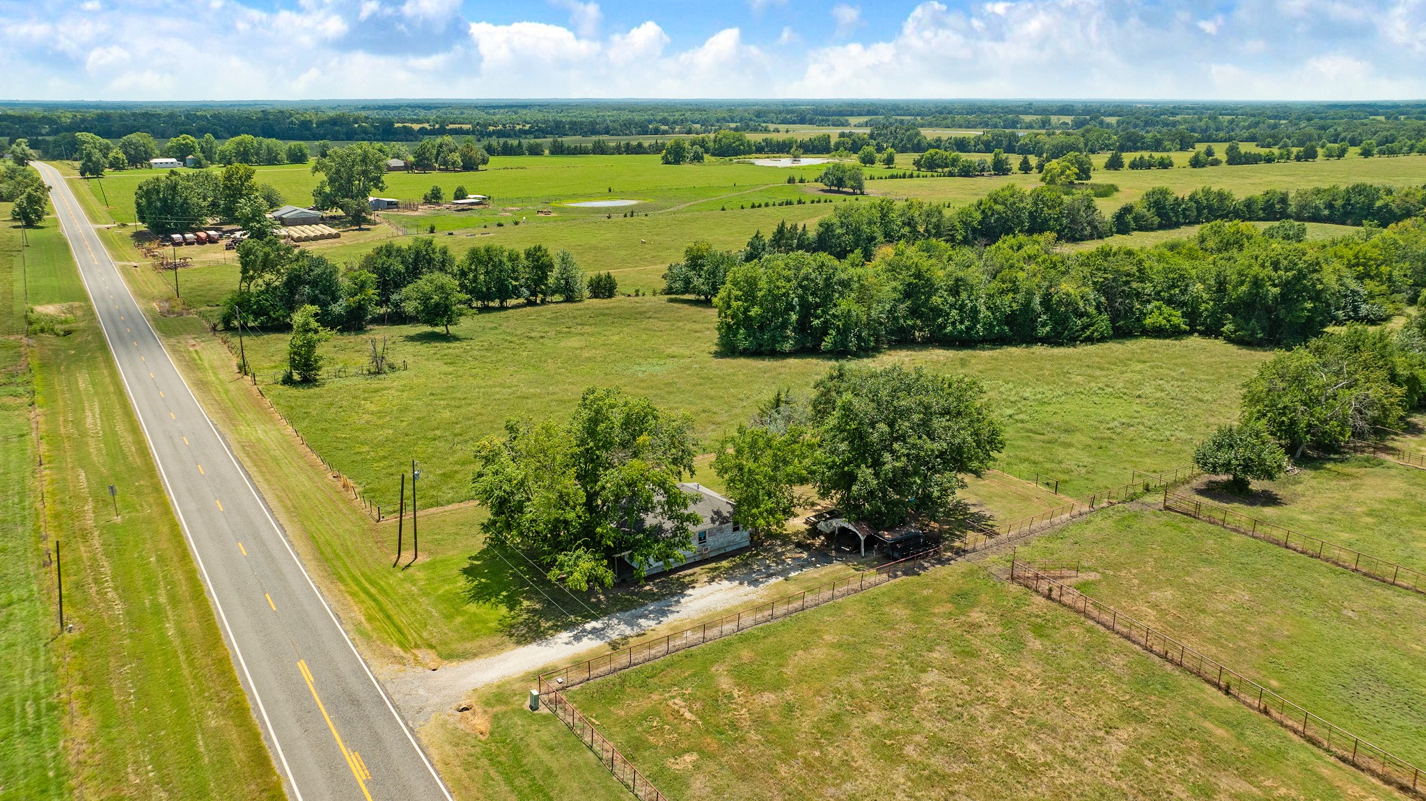 2606 Farm Road 412