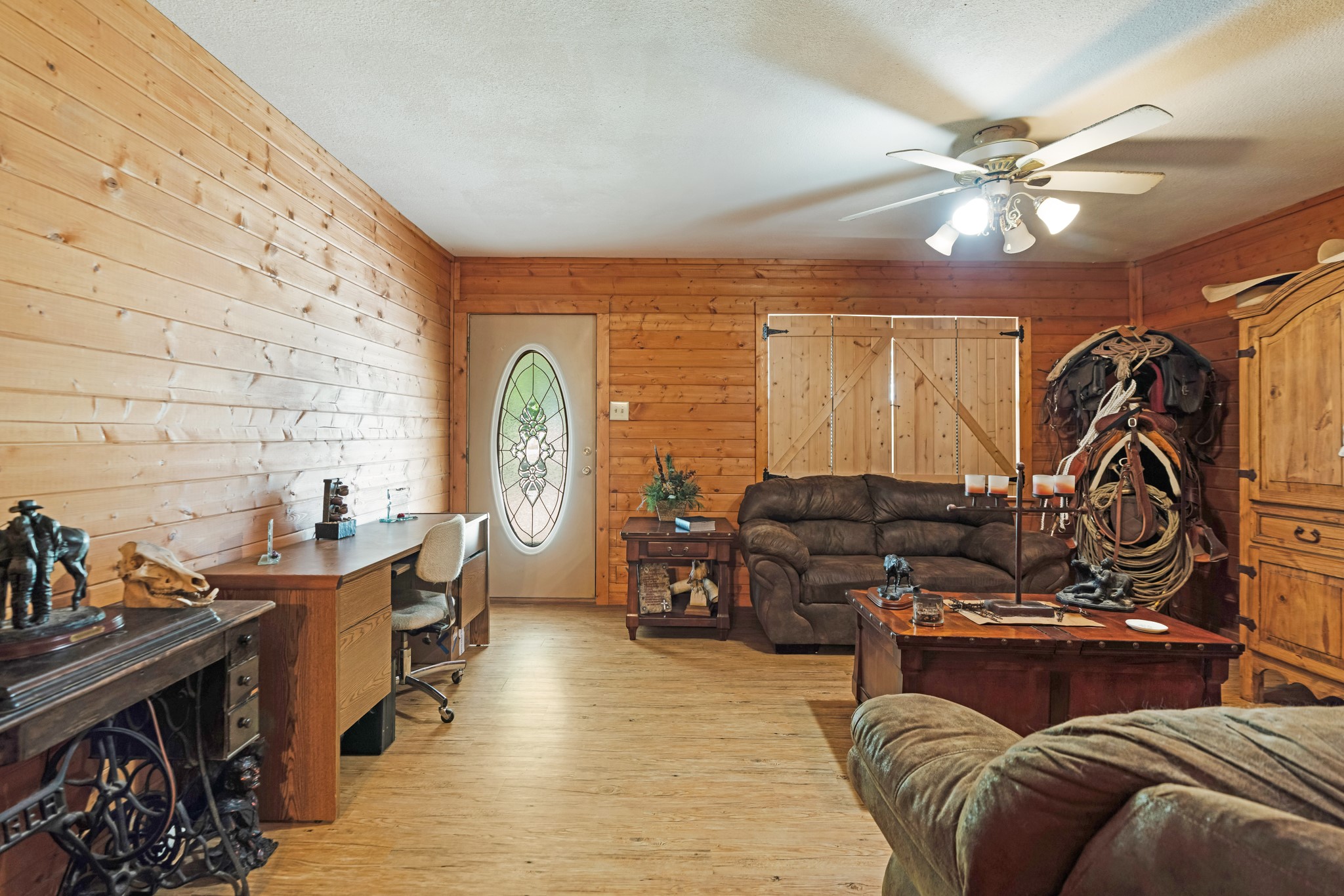 2606 Farm Road 412