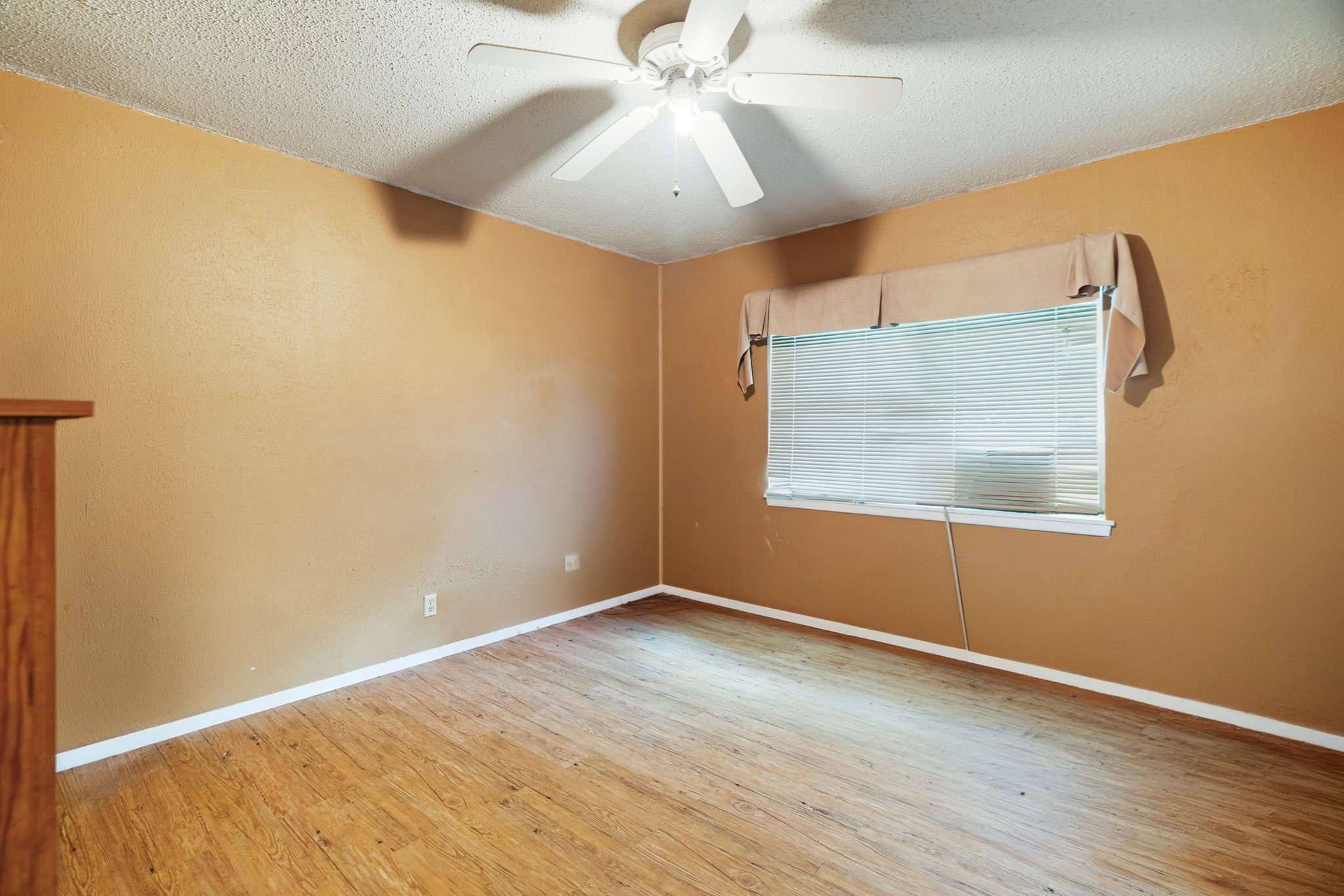 2606 Farm Road 412