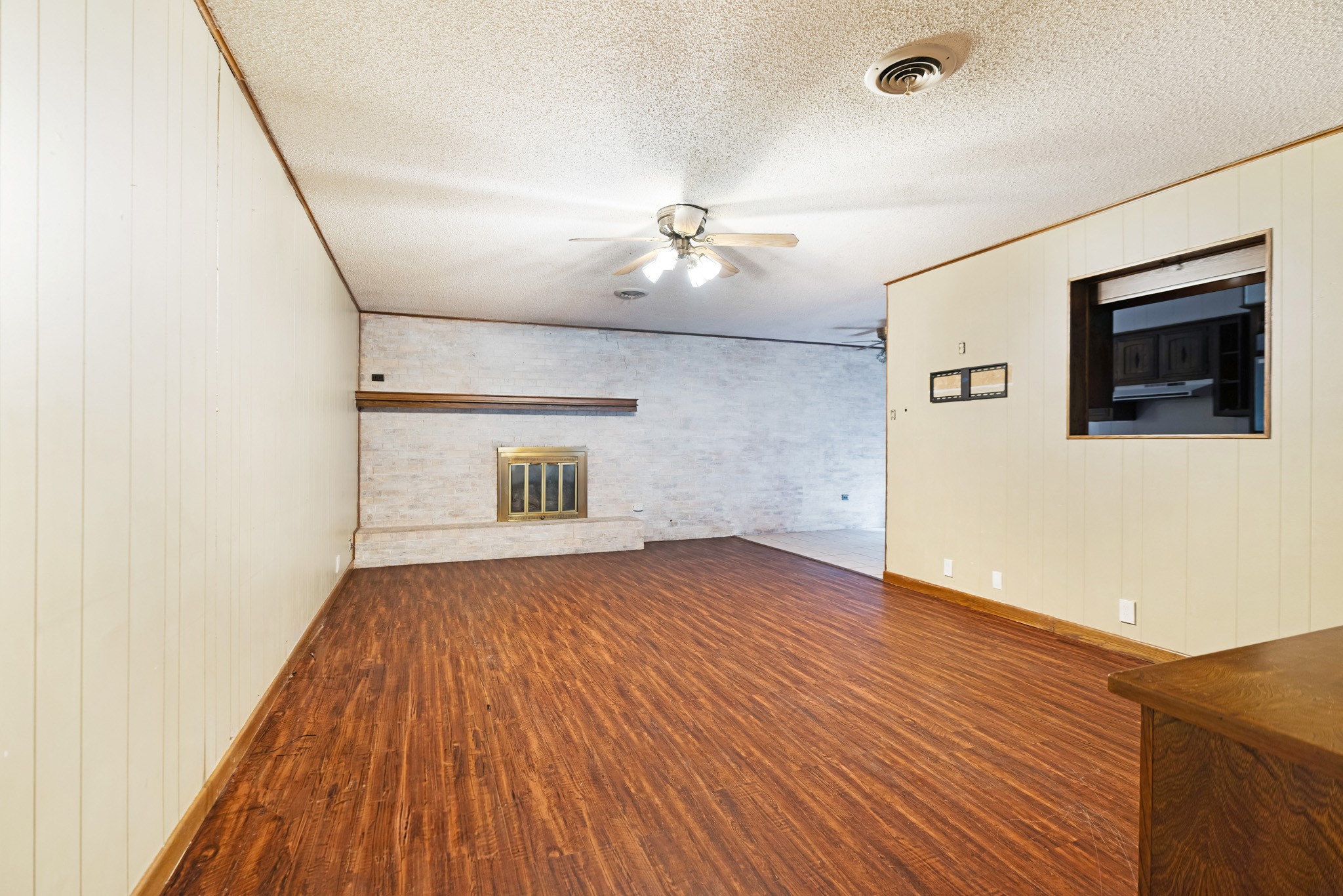 165 E Bennett Street