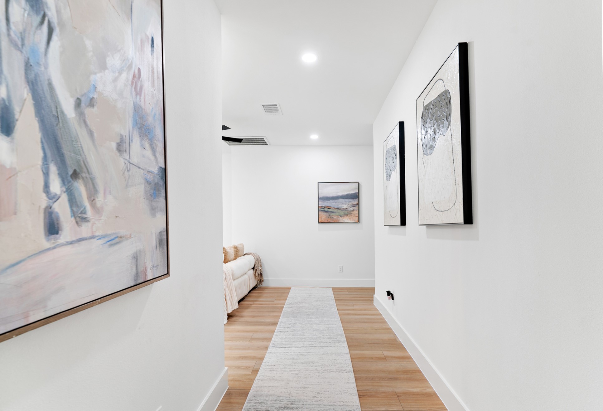 210 CHATEAU PLACE