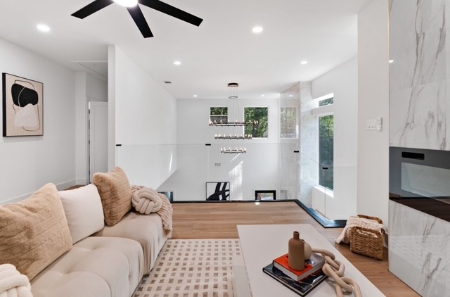 210 CHATEAU PLACE