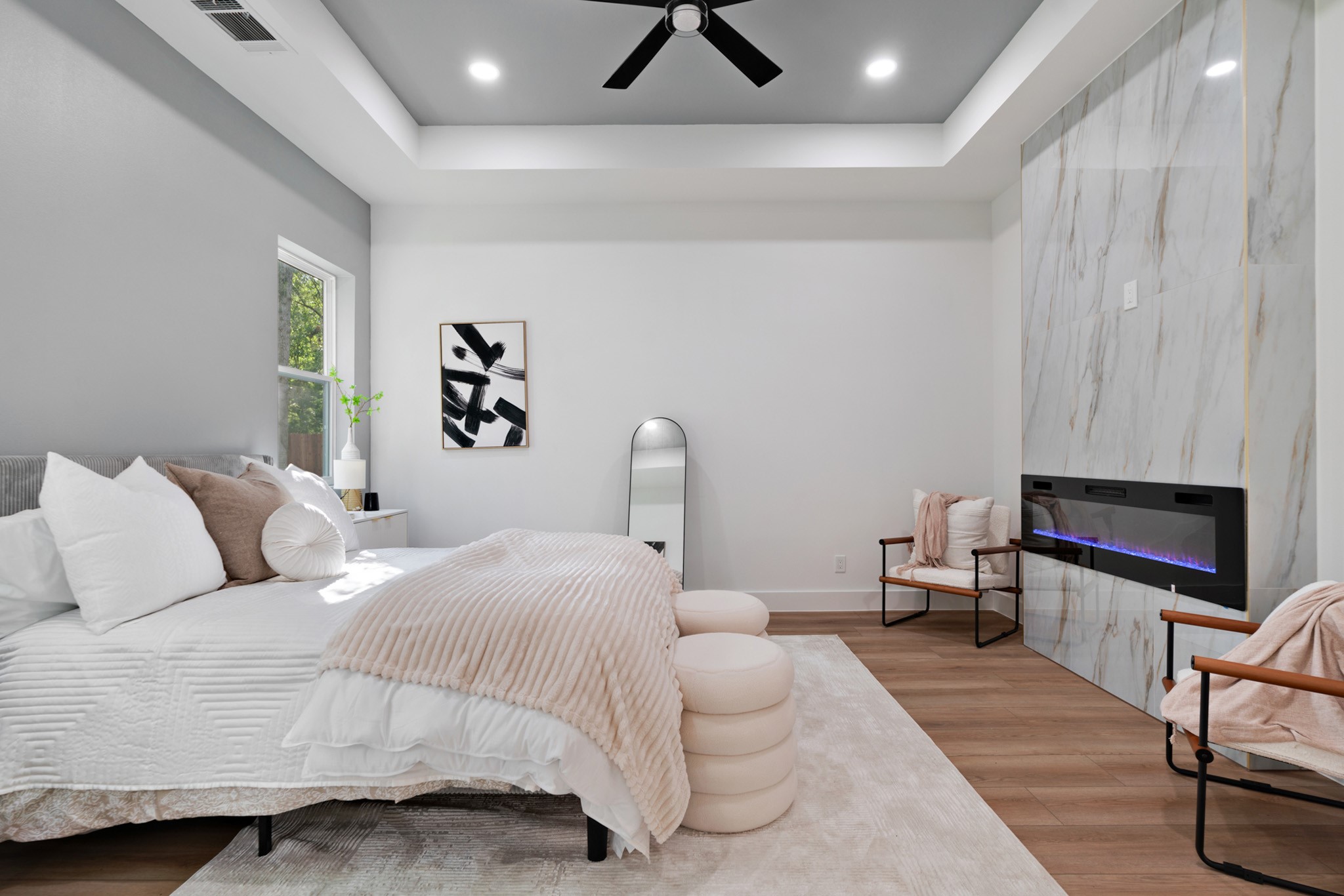 210 CHATEAU PLACE
