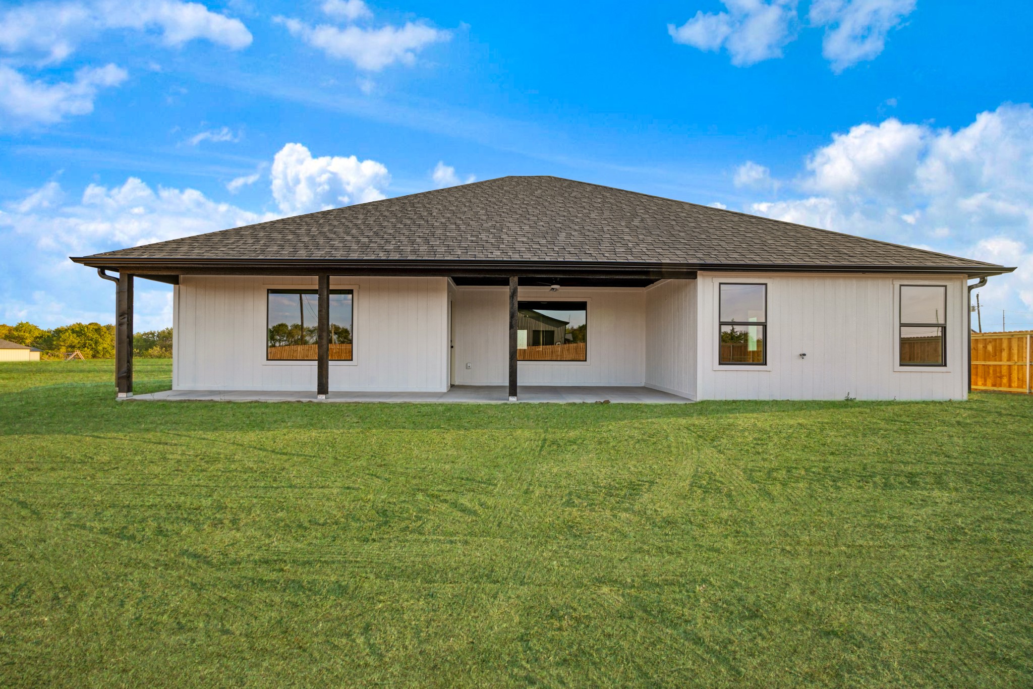 27 Private Road 33039