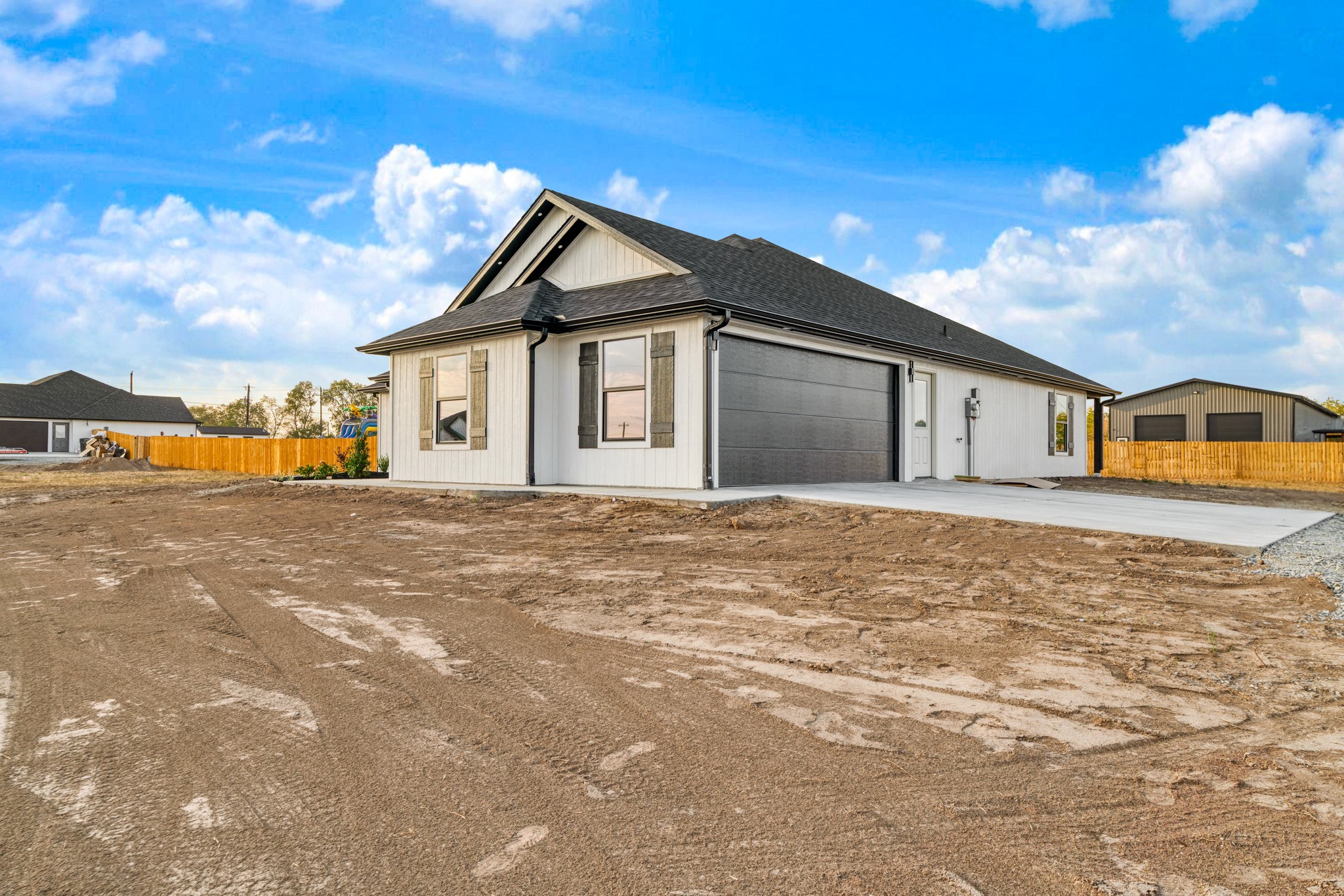 27 Private Road 33039
