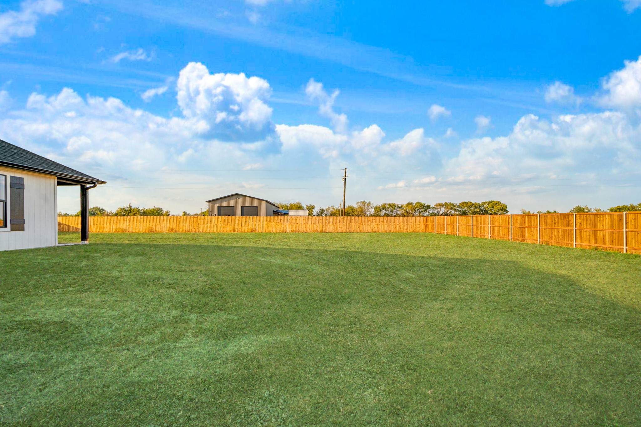 27 Private Road 33039