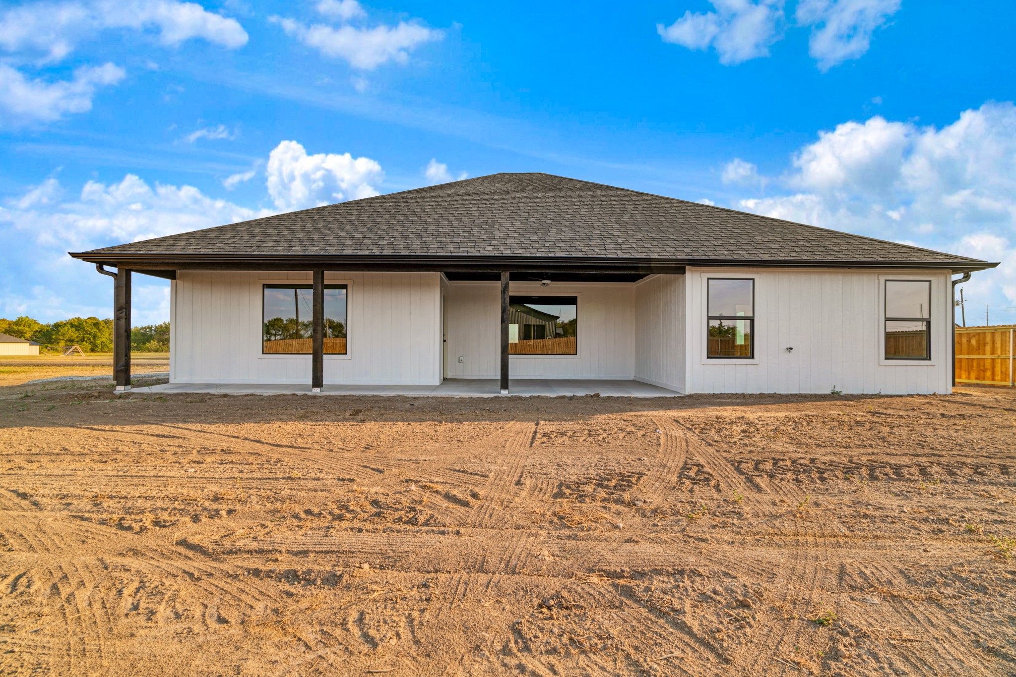 27 Private Road 33039