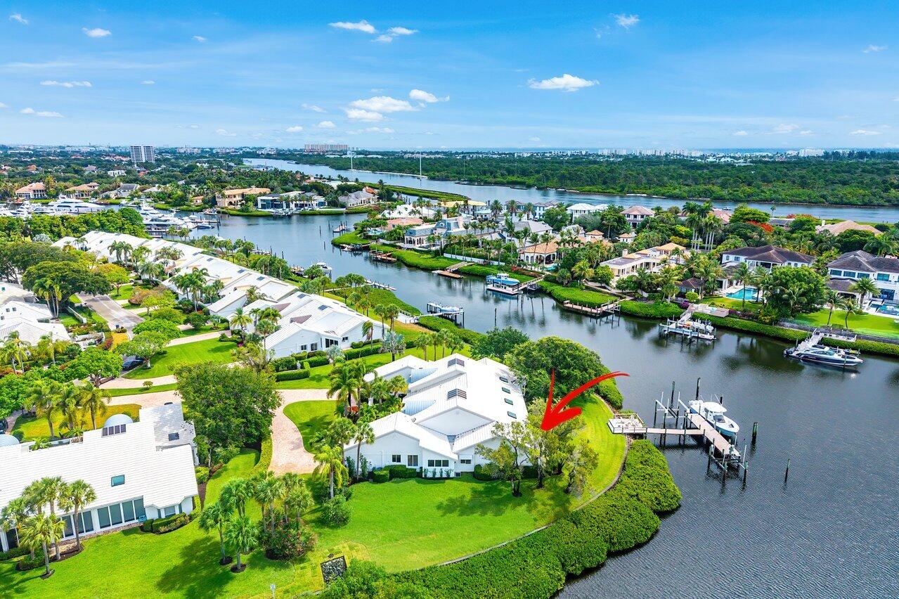 3602 Captains Way