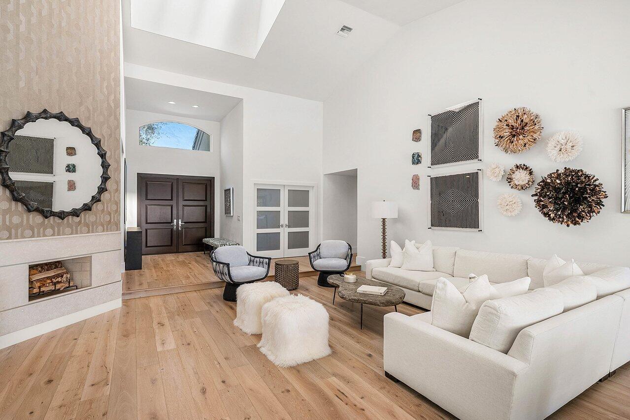 215 Island Drive
