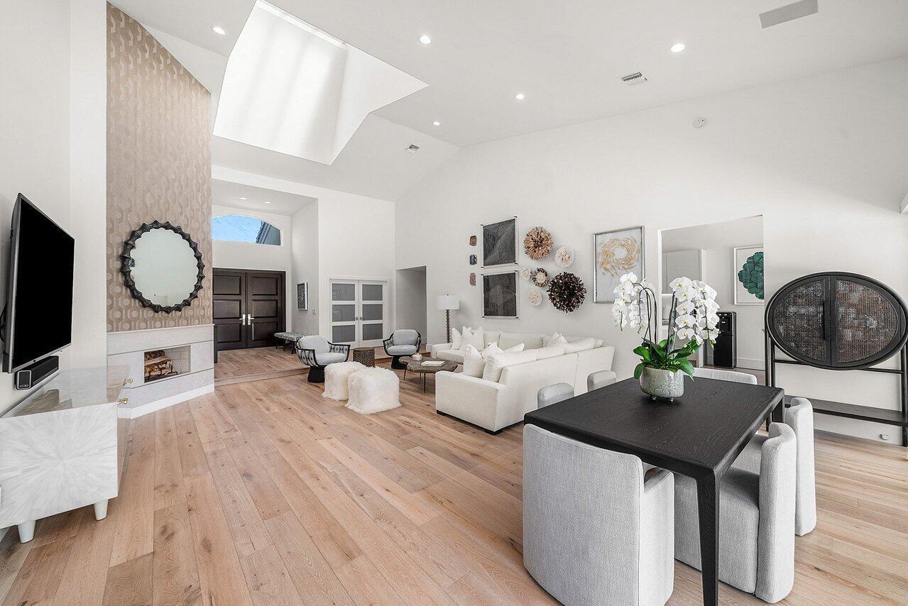 215 Island Drive