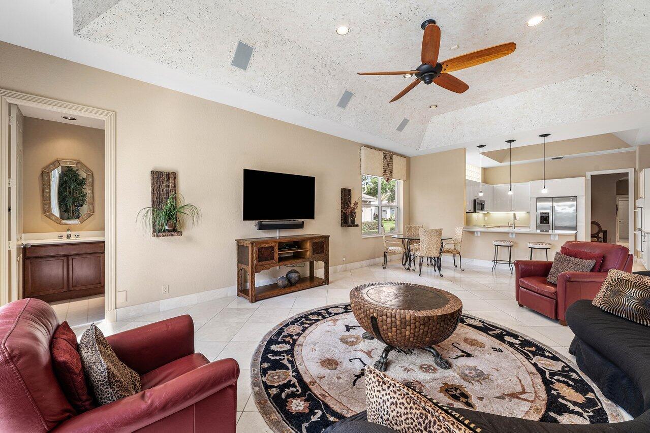 118 W Village Way