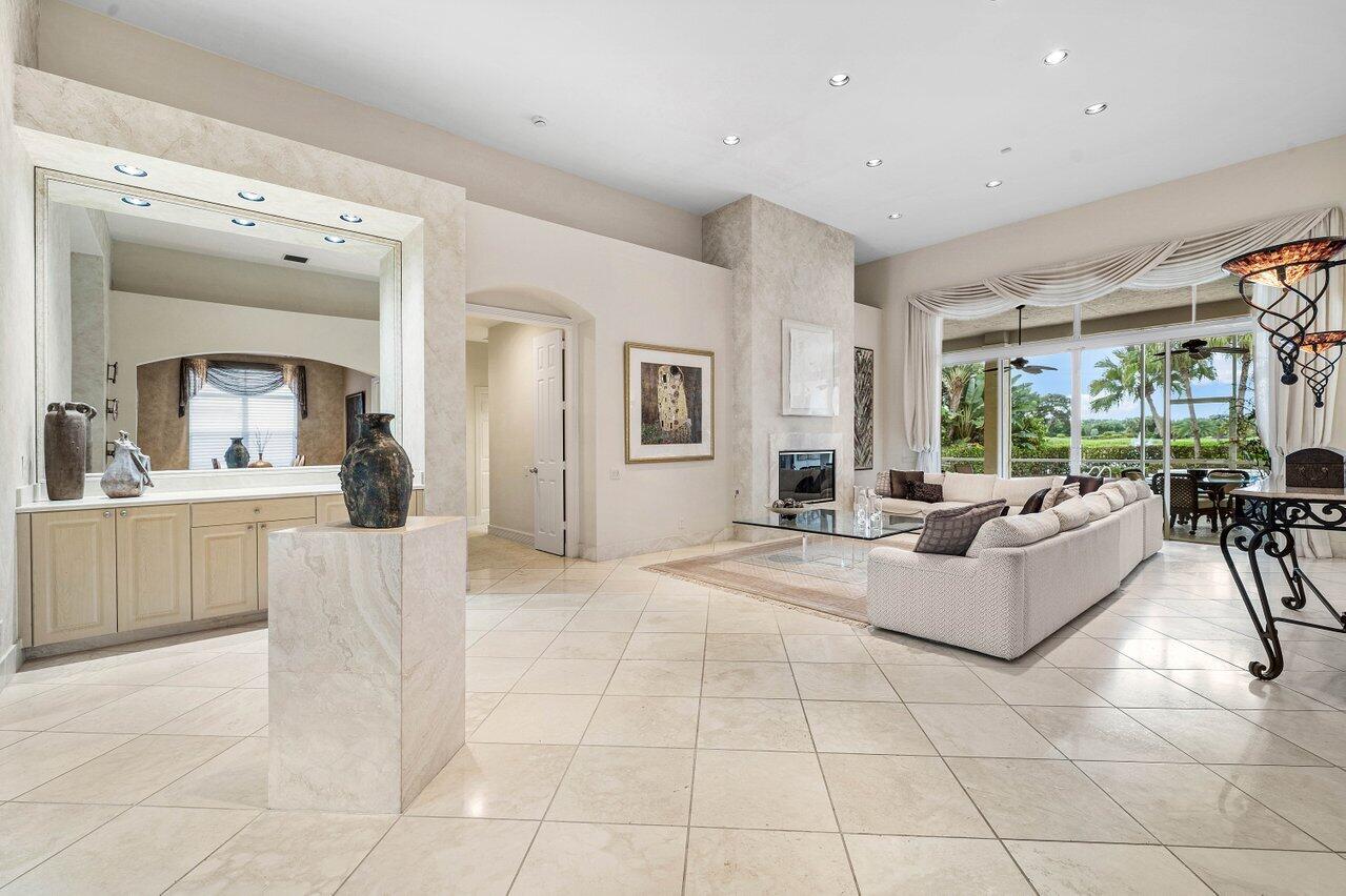 118 W Village Way