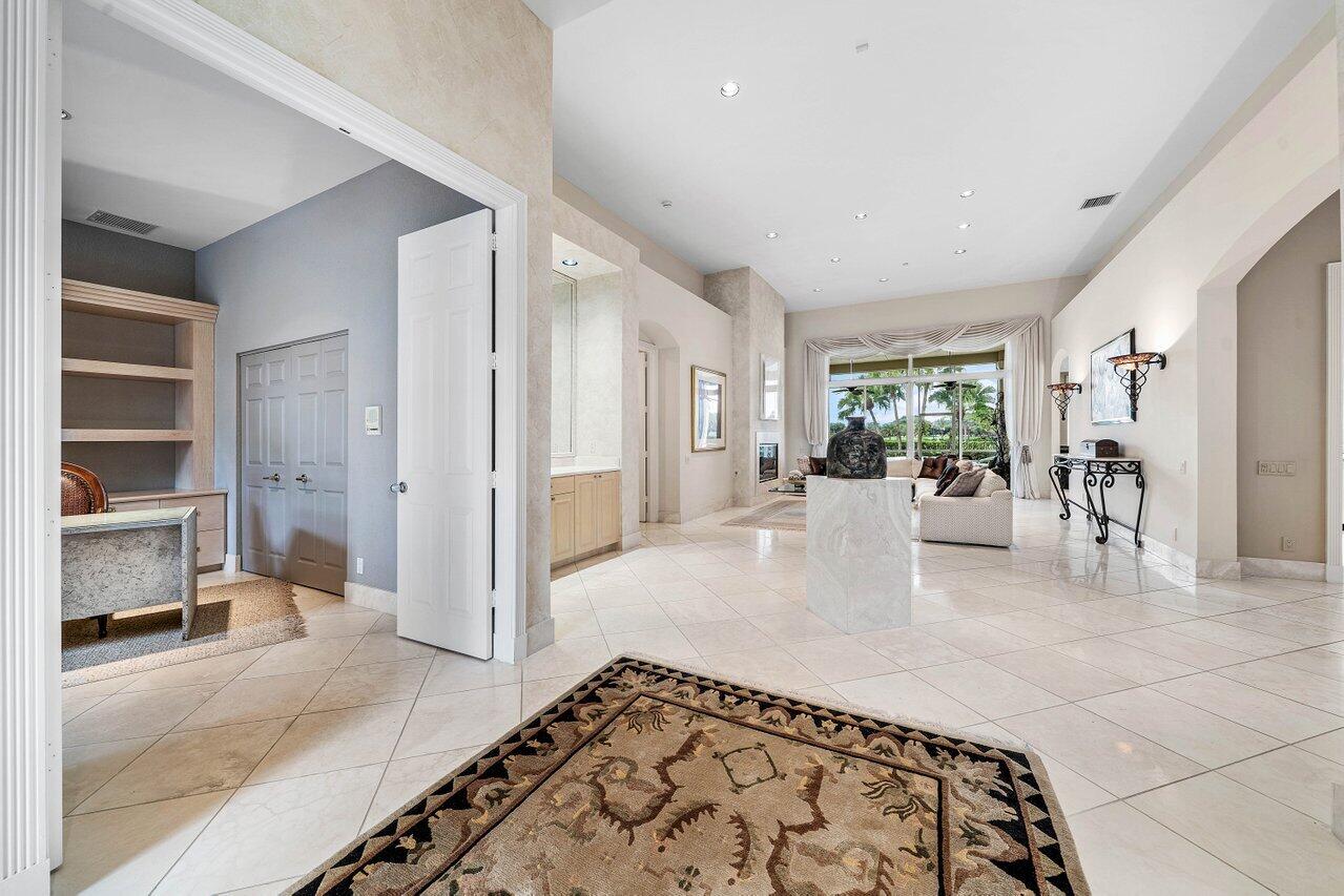 118 W Village Way