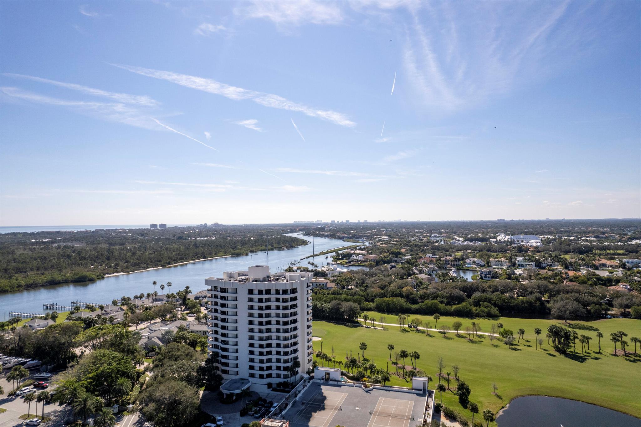 3322 Casseekey Island Road 504