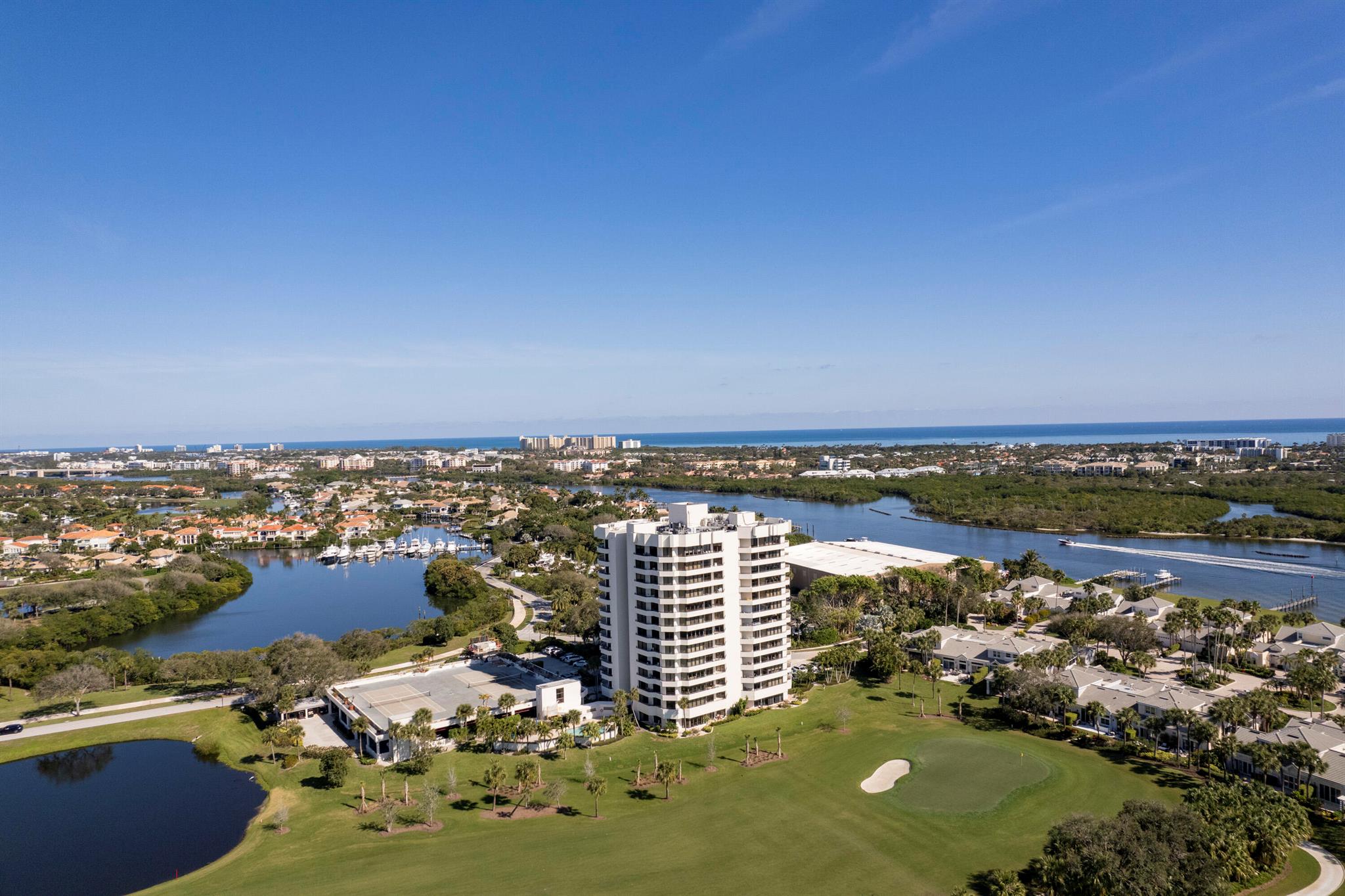 3322 Casseekey Island Road 504