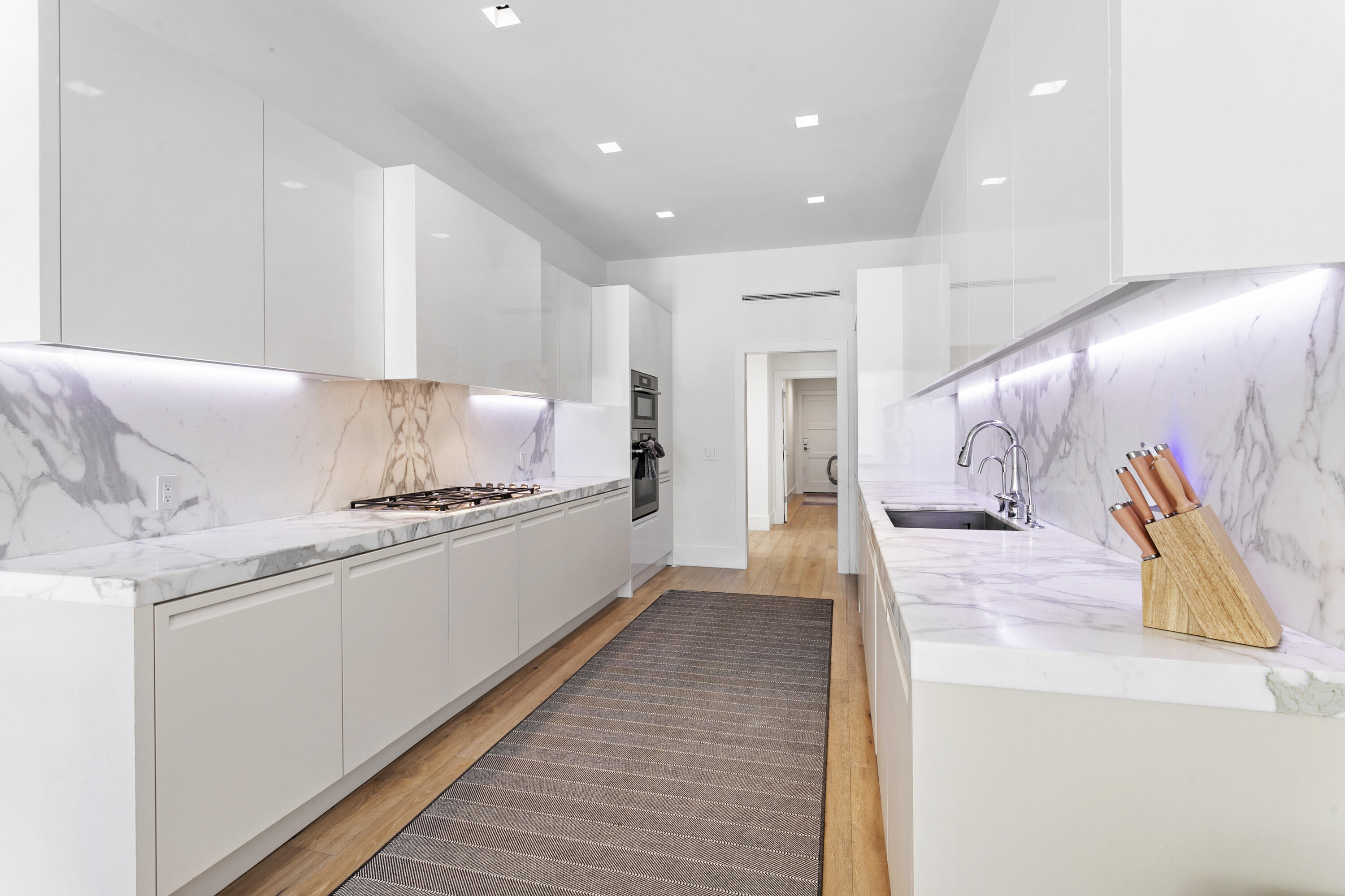 215 Island Drive