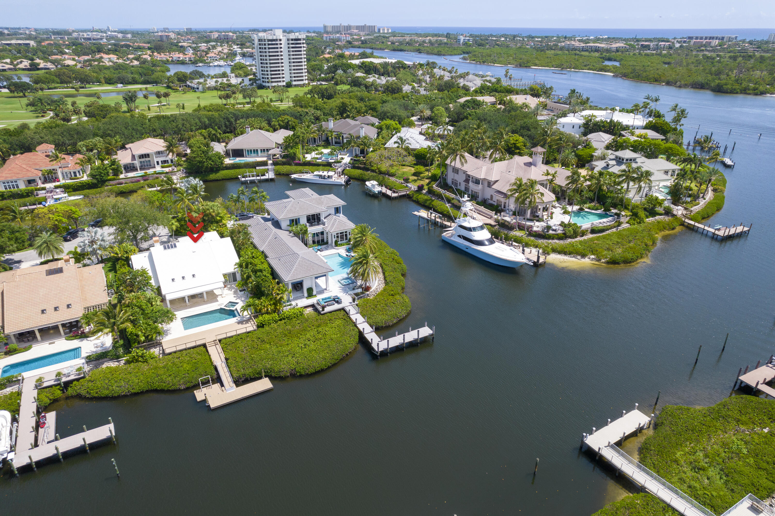 215 Island Drive