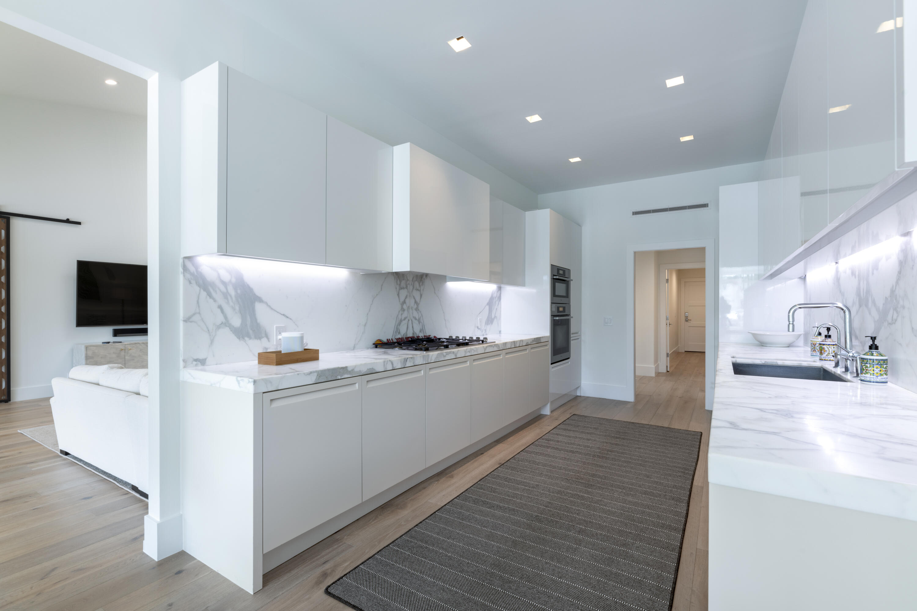 215 Island Drive