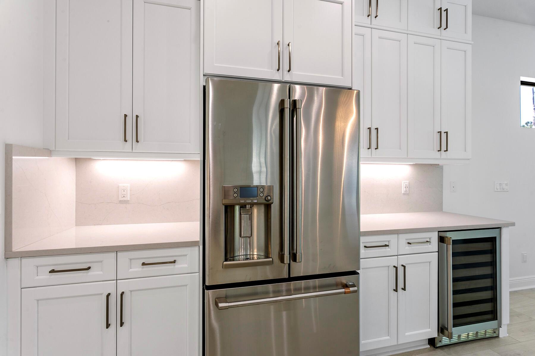 13450 Artisan Circle