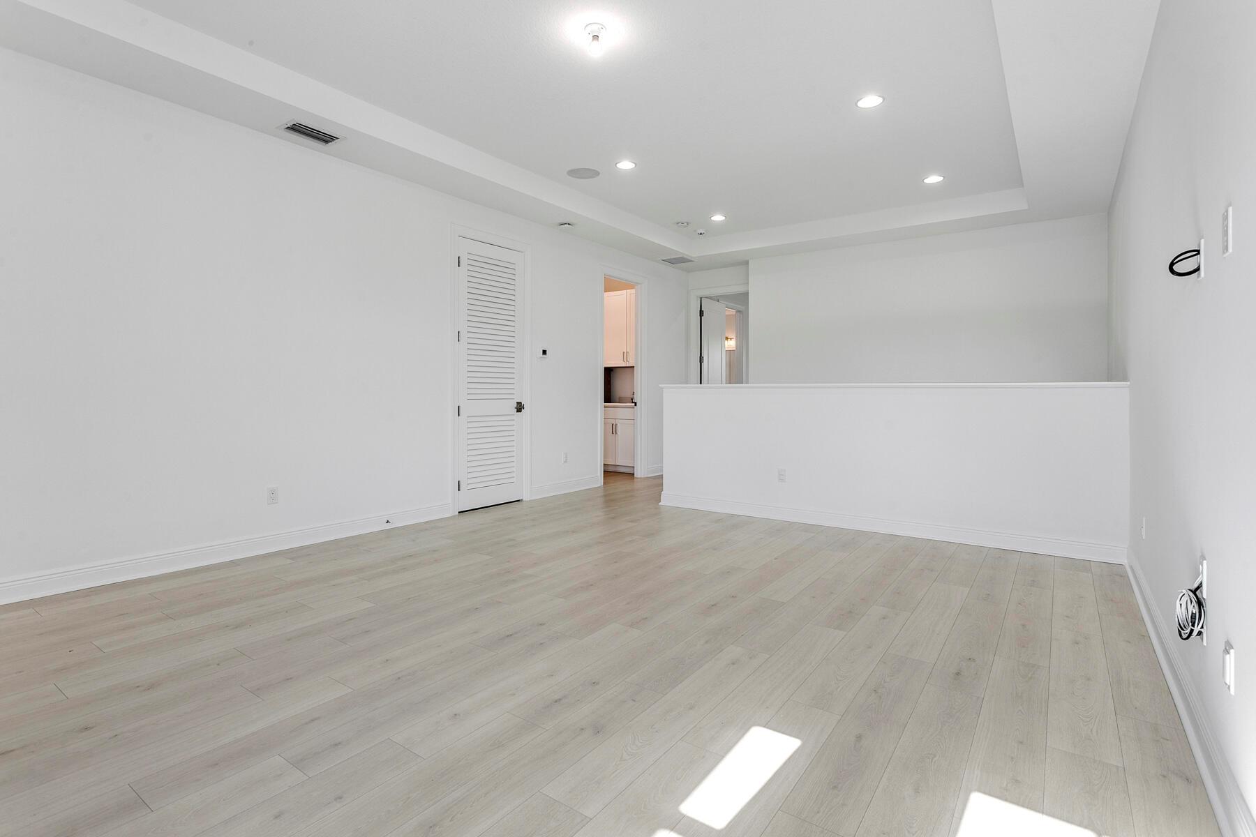 13450 Artisan Circle