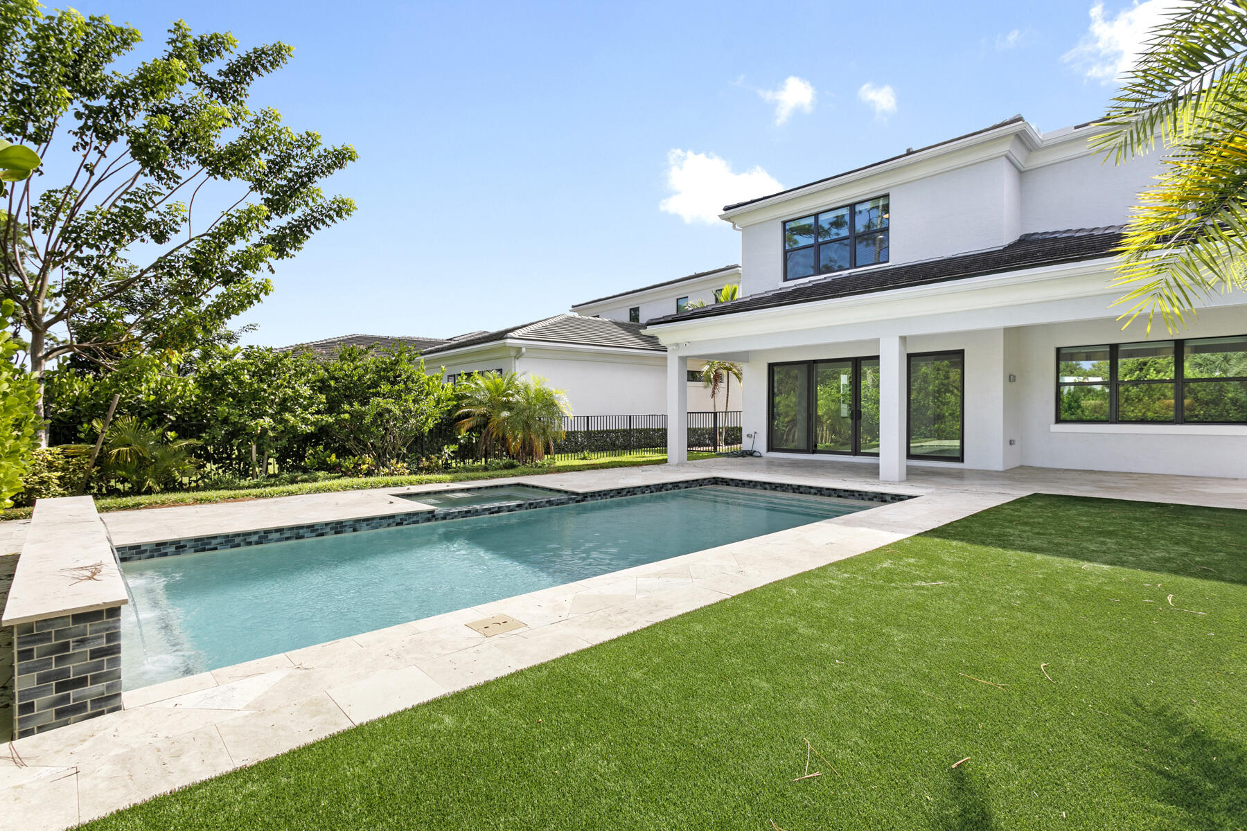 13450 Artisan Circle