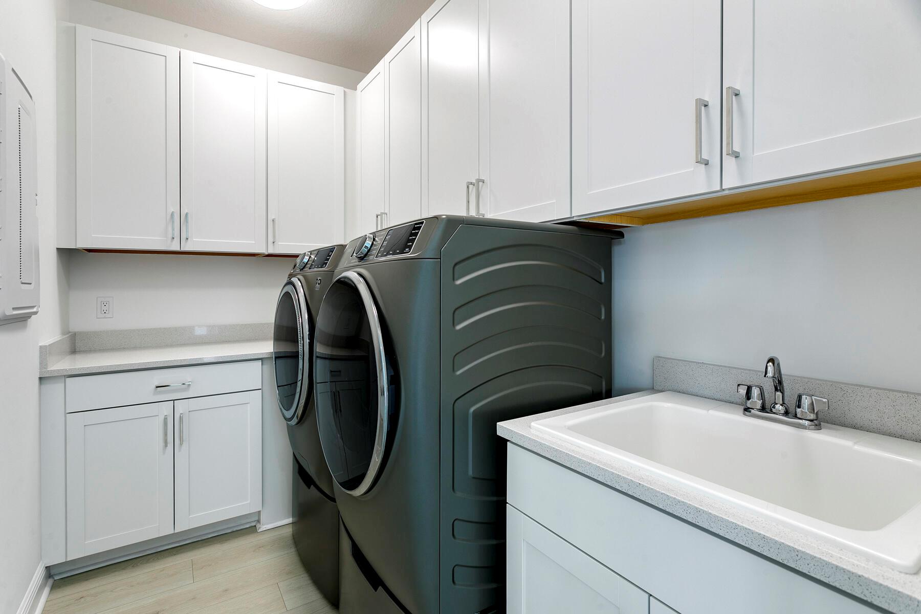 13450 Artisan Circle