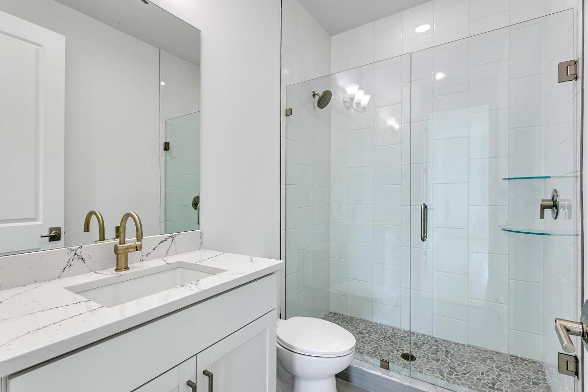 13450 Artisan Circle