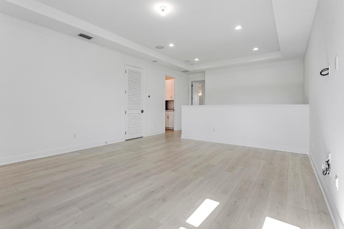 13450 Artisan Circle