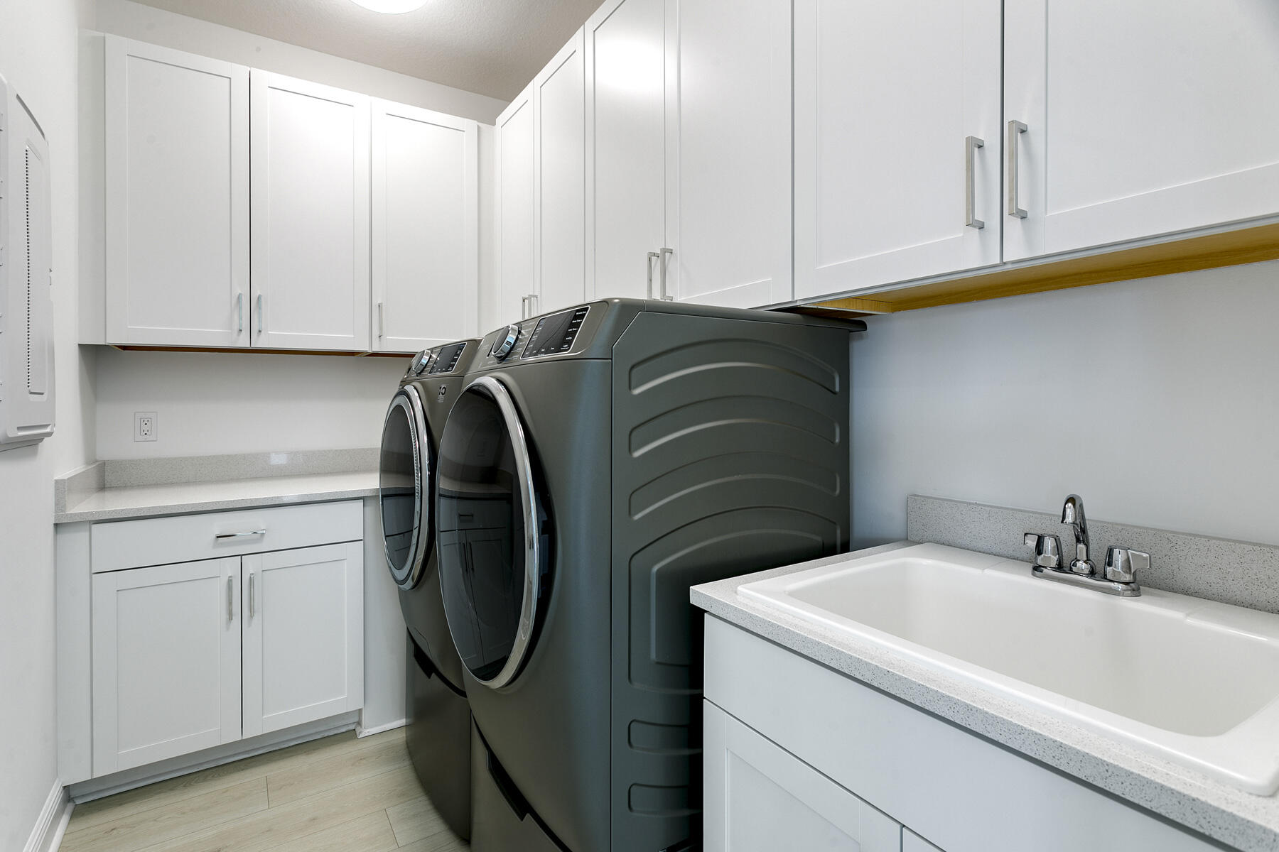 13450 Artisan Circle