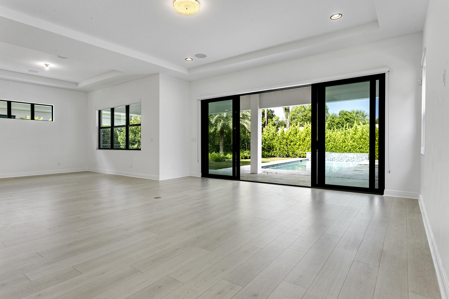 13450 Artisan Circle