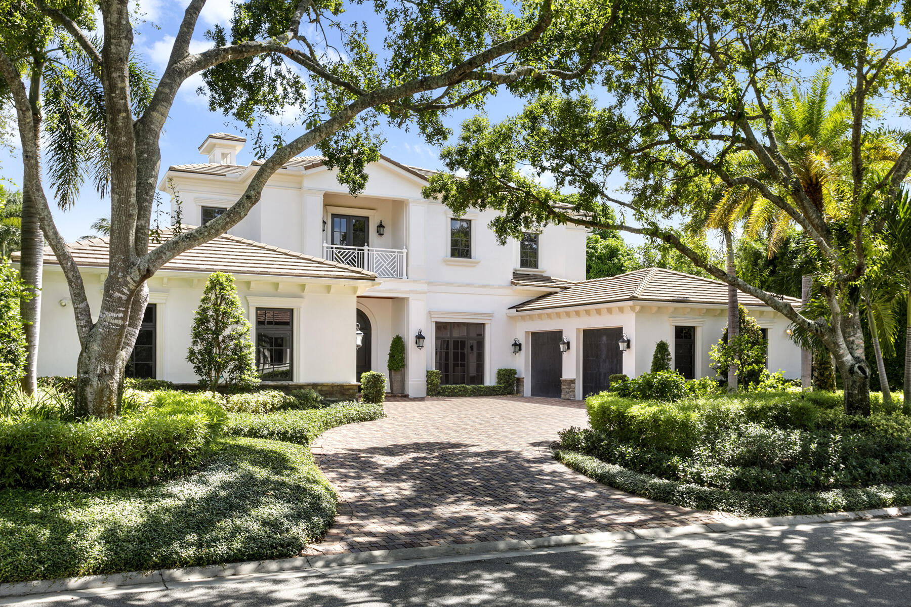 155 Commodore Drive