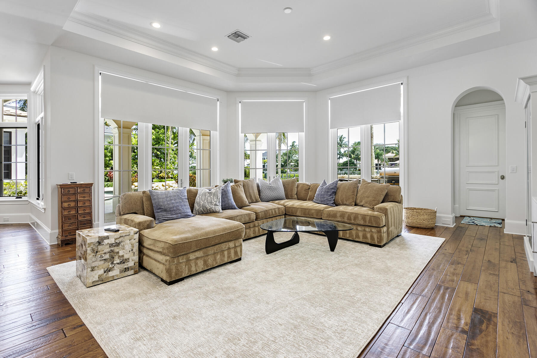 155 Commodore Drive