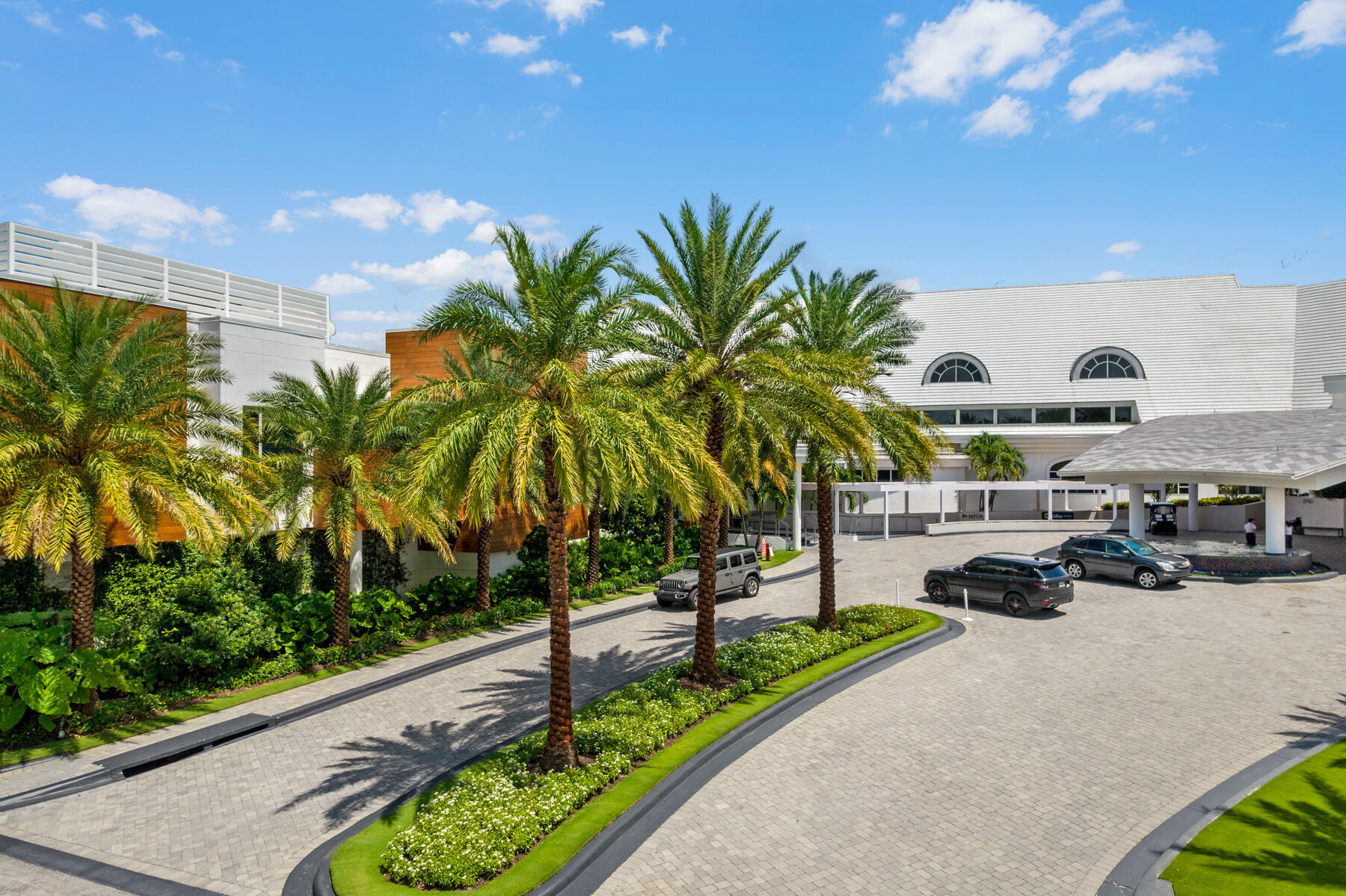 155 Commodore Drive
