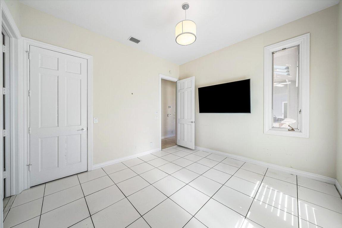 2980 Le Bateau Drive