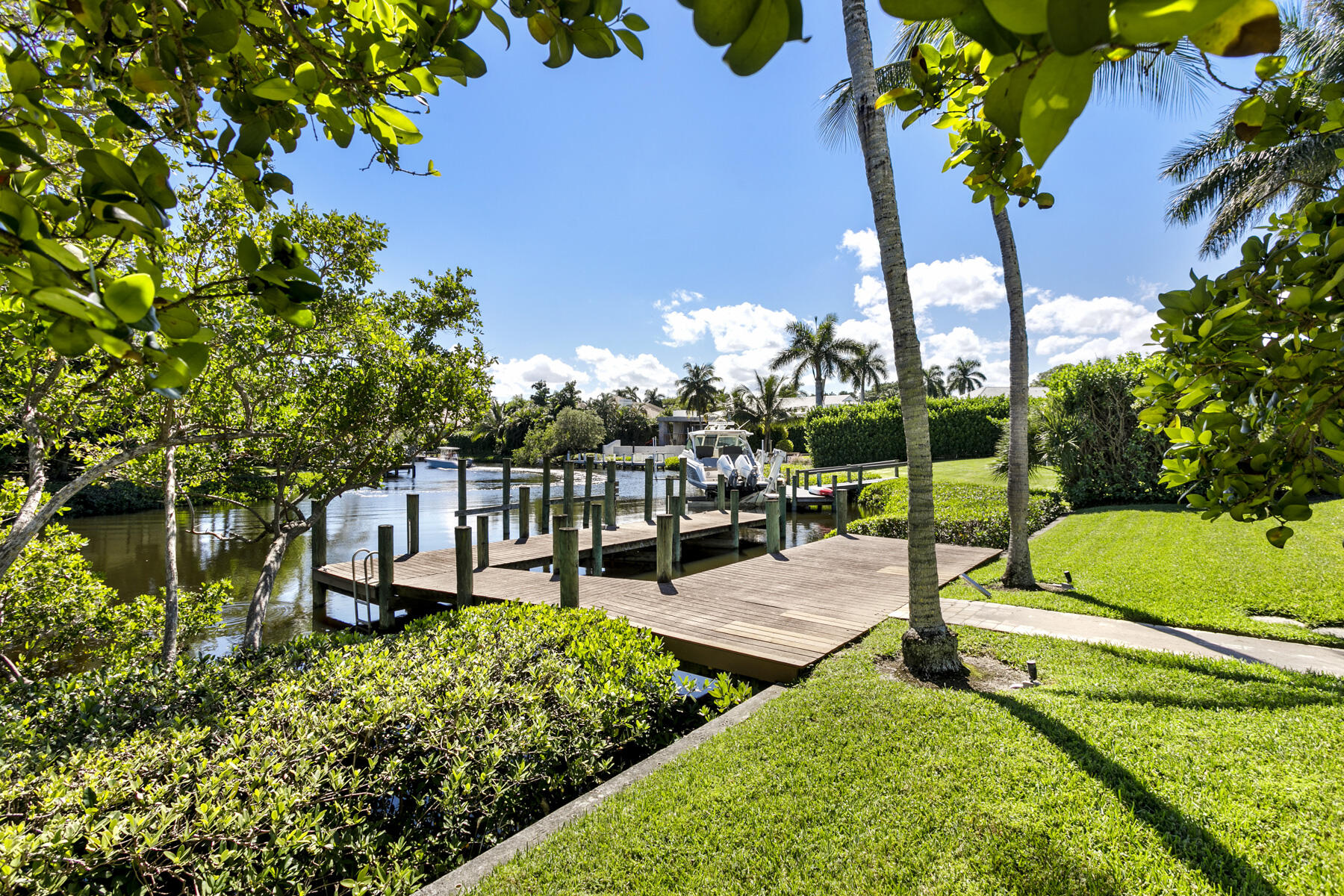 2980 Le Bateau Drive