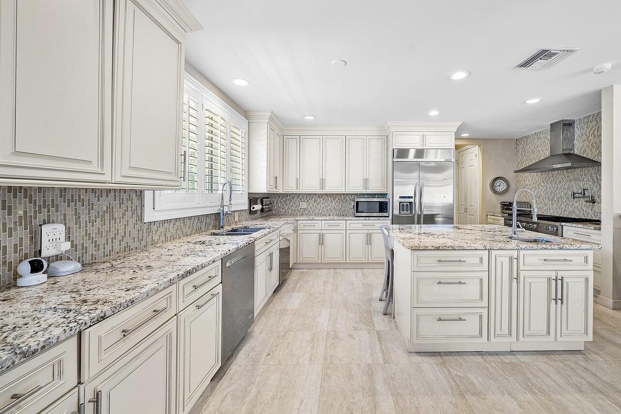 2980 Le Bateau Drive