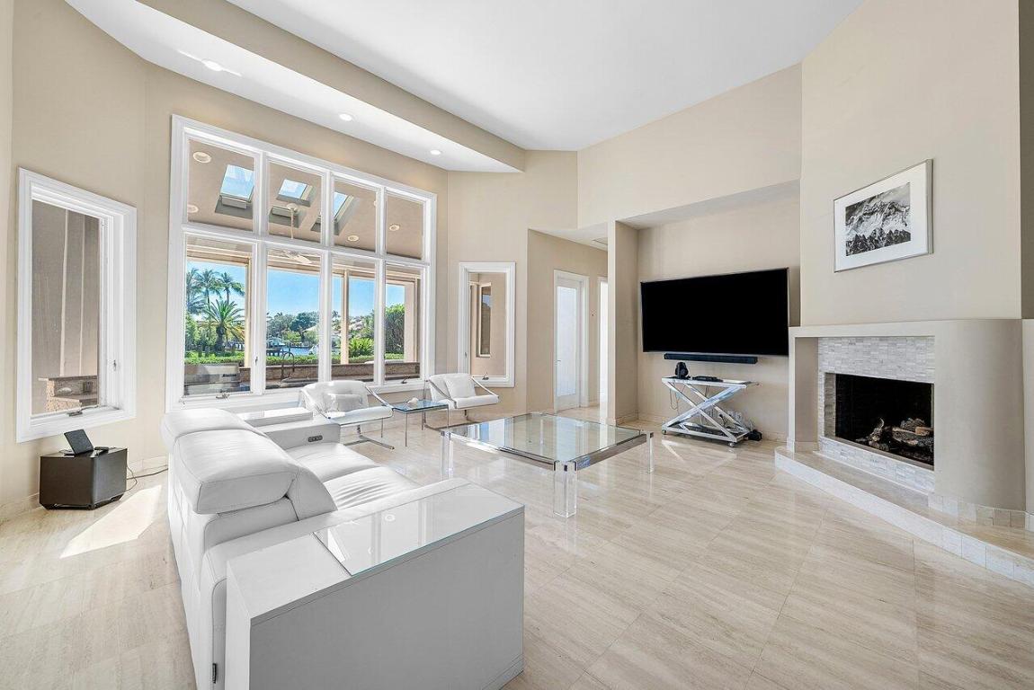 2980 Le Bateau Drive