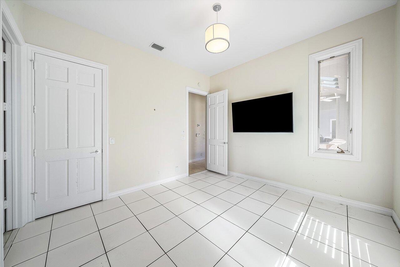 2980 Le Bateau Drive