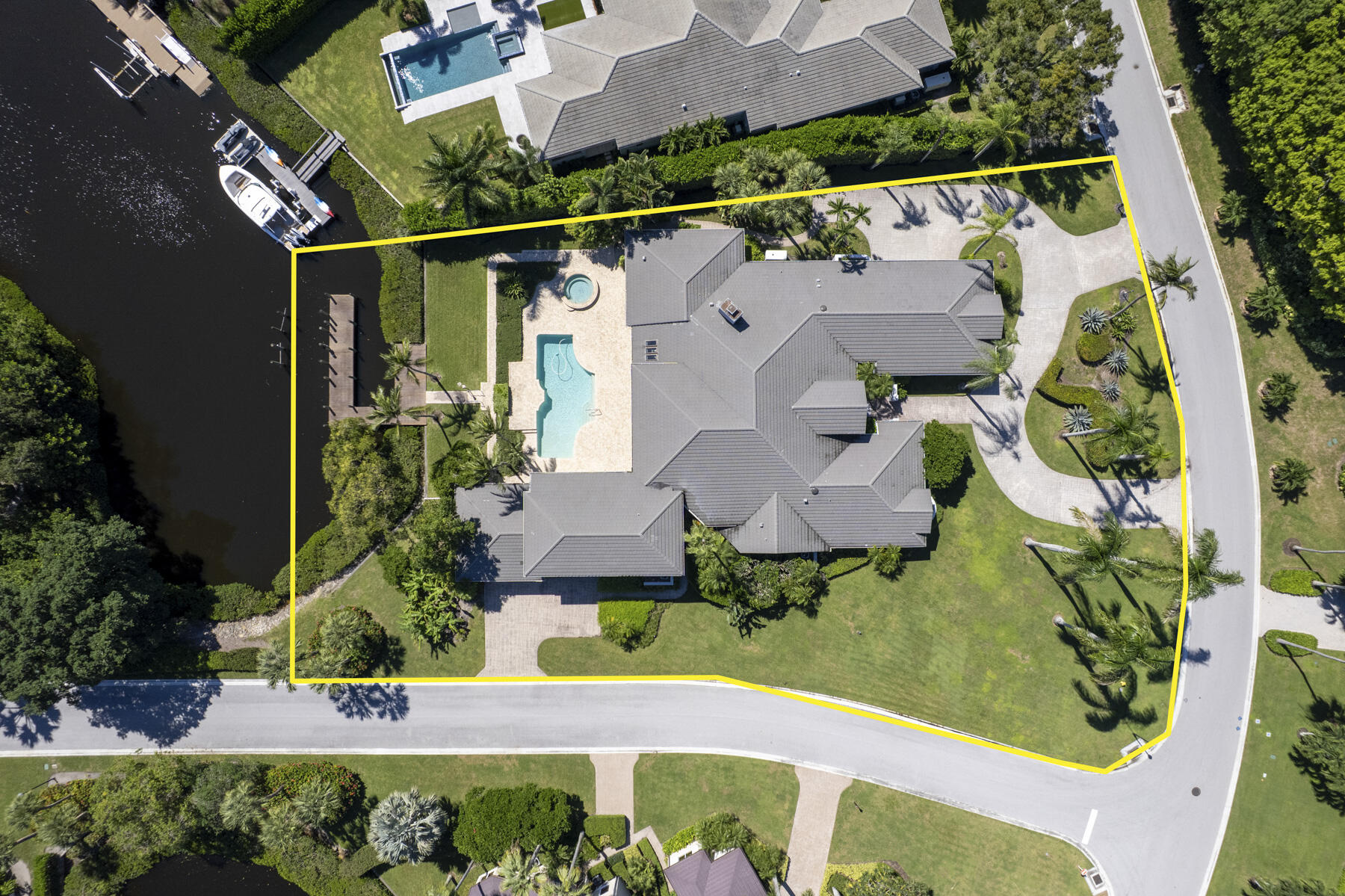 2980 Le Bateau Drive
