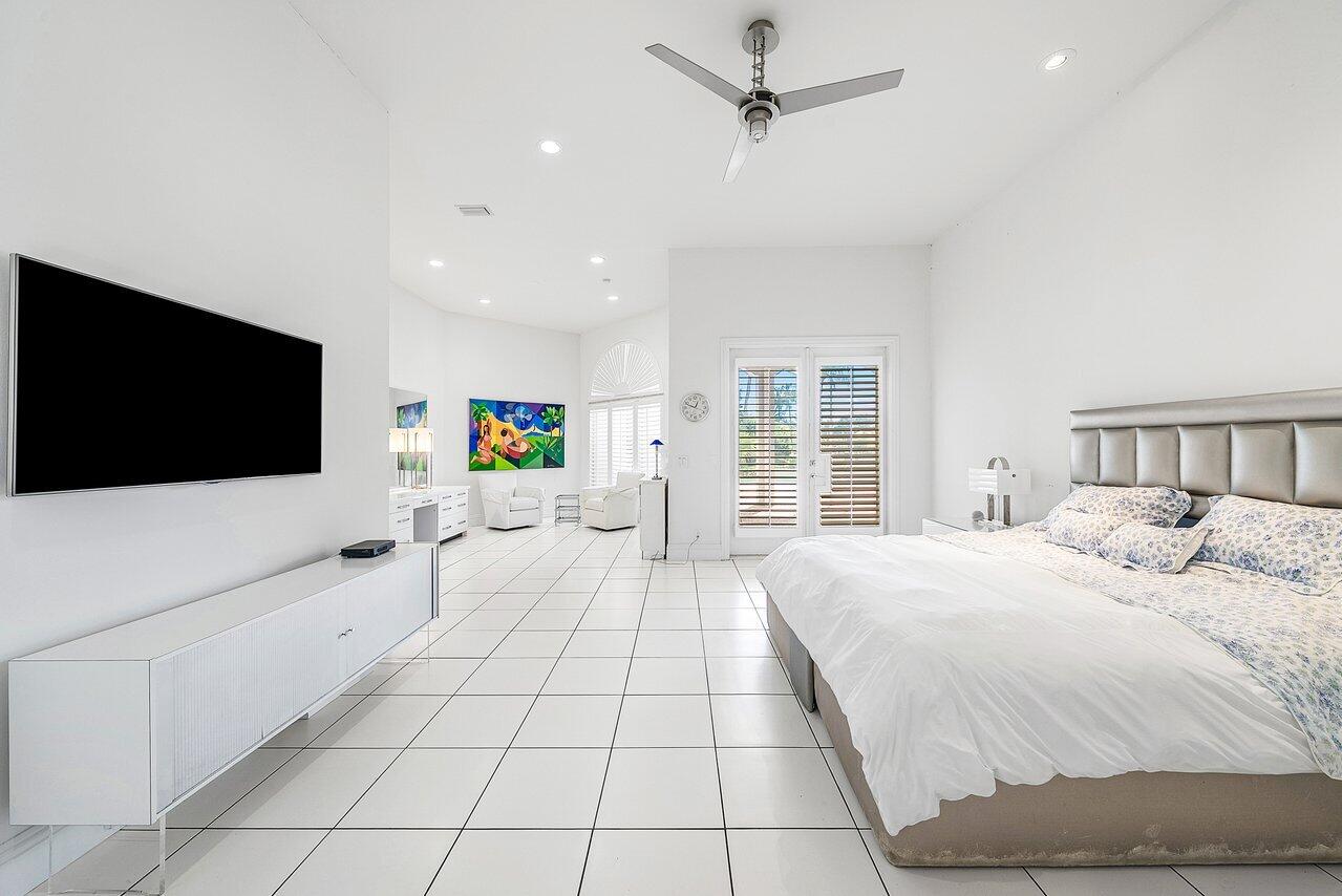 2980 Le Bateau Drive