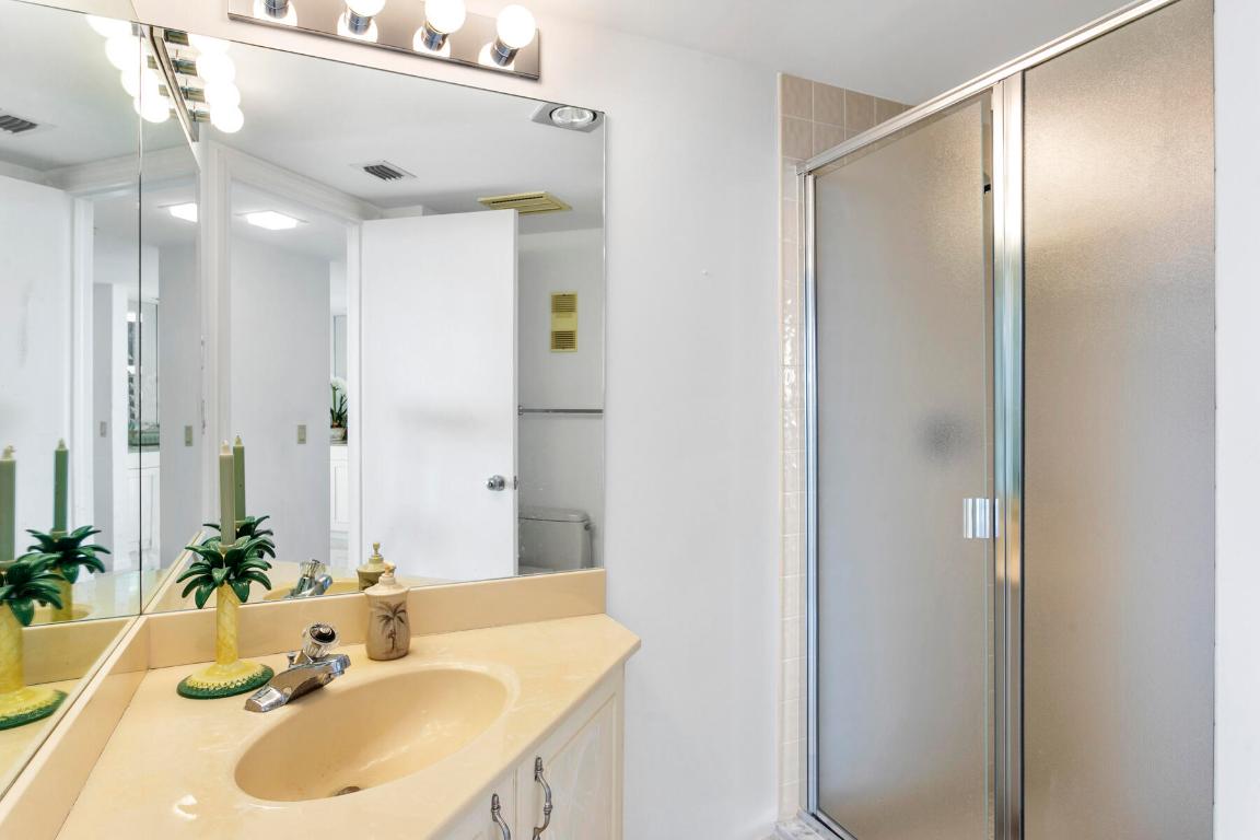 3322 Casseekey Island Road 504