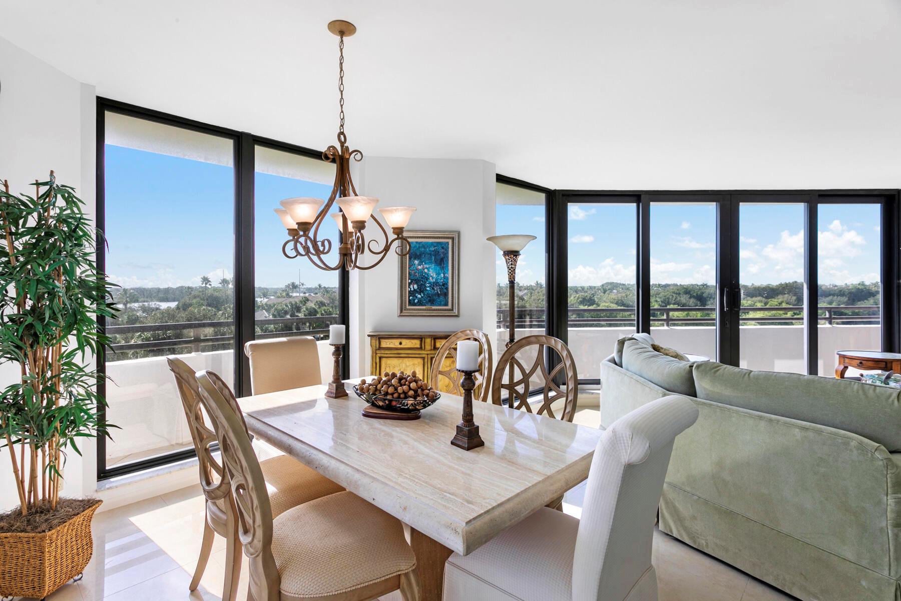 3322 Casseekey Island Road 504