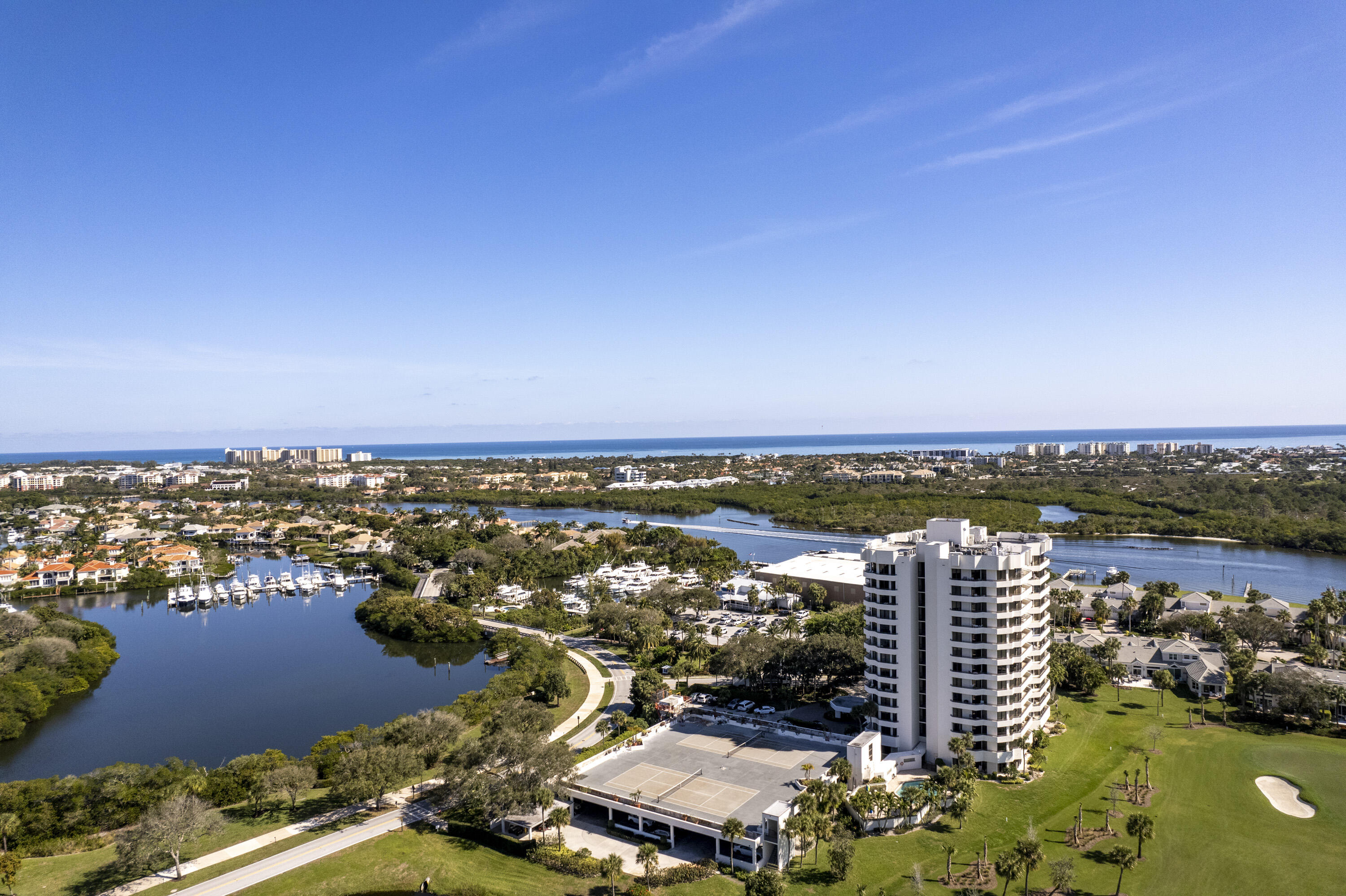 3322 Casseekey Island Road 504