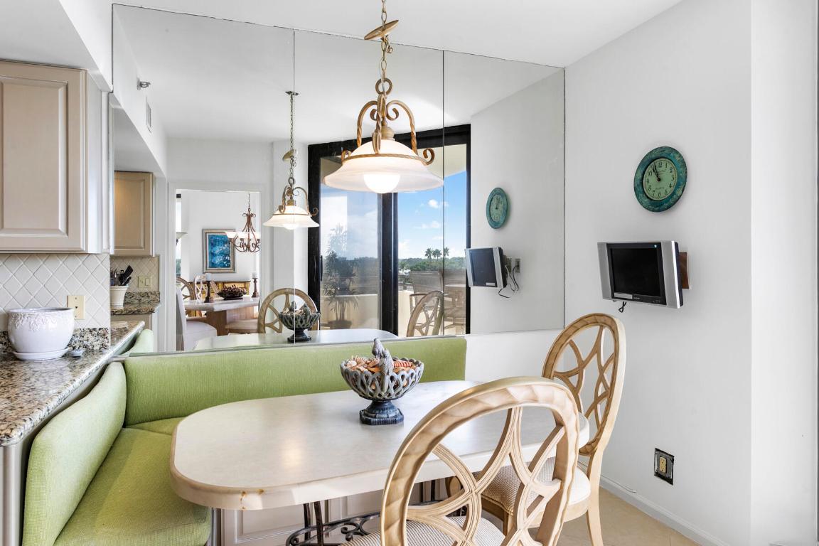 3322 Casseekey Island Road 504